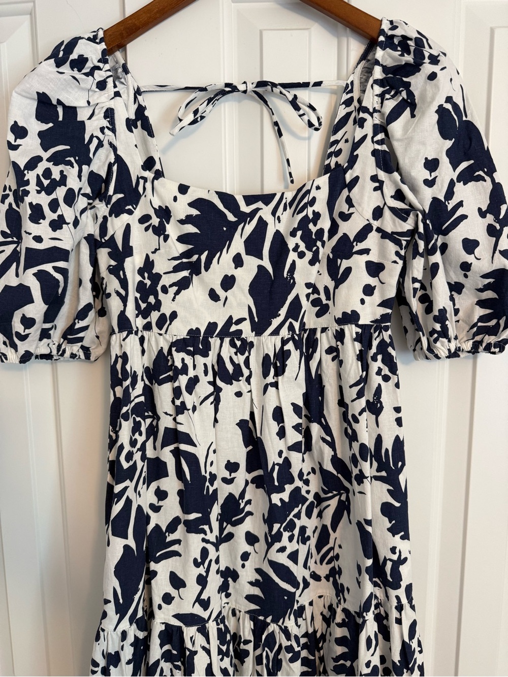 Willow Blue and White Midi Dress Size Small Puff Sleeves - Picture 4 of 10